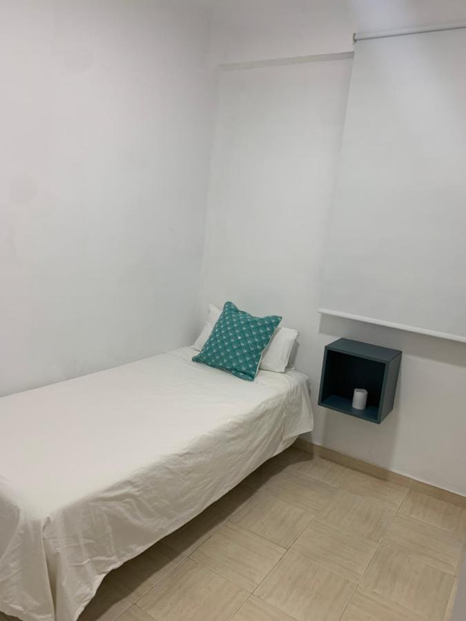 Apartamento Cinta 3 Habitaciones Севиля Екстериор снимка